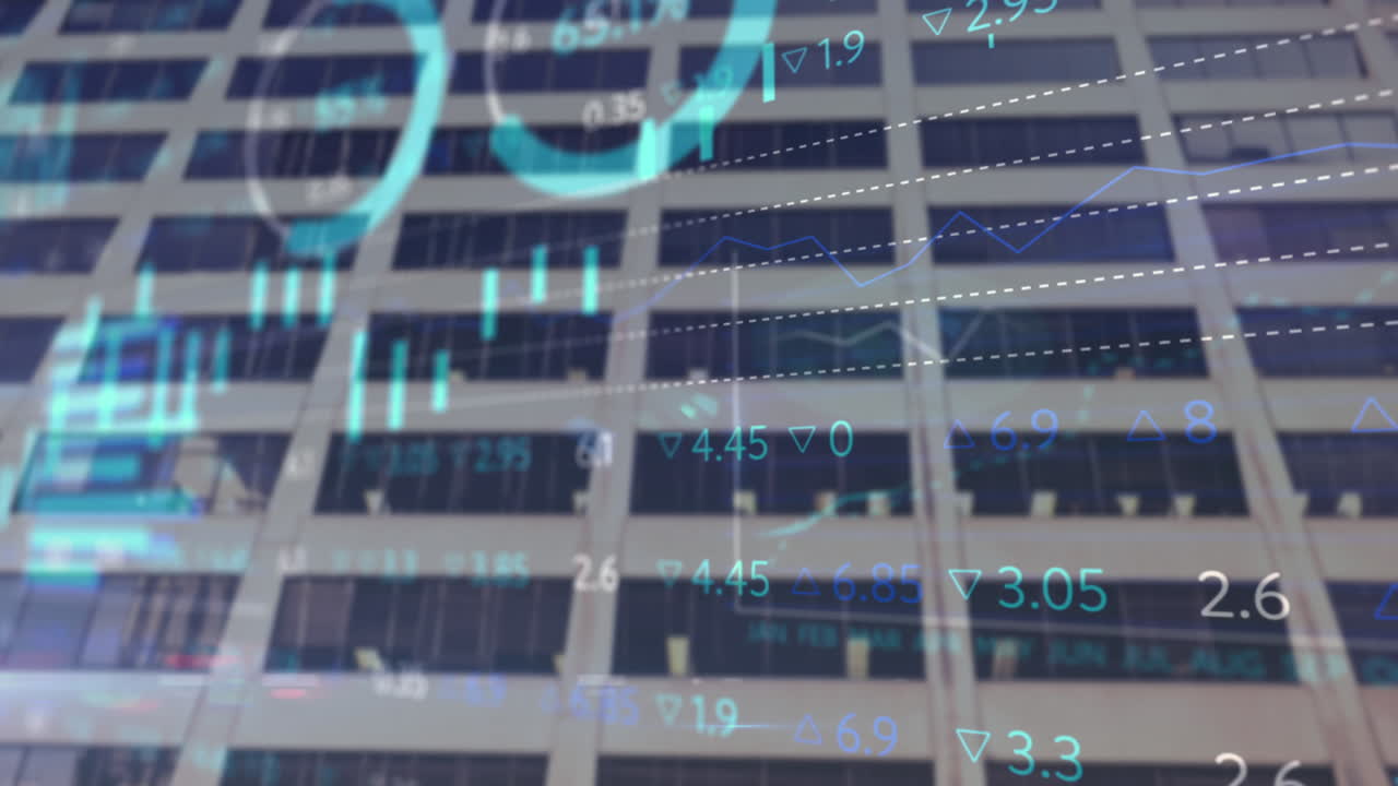 현대 건물의 낮은 각도 뷰를 통해 로딩 서클을 가진 그래프와 무역 돼지의 애니메이션