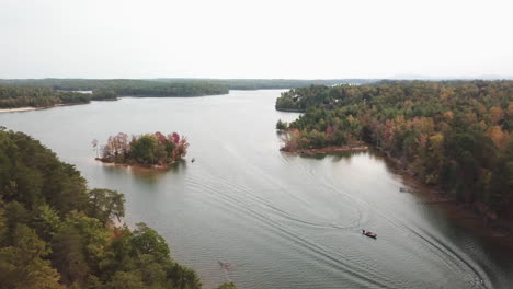 Lake-James-Aerial-in-Fall,-Boats-on-Lake