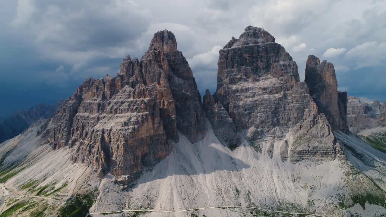 parque natural nacional de tre cime en los alpes dolomitas. la hermosa naturaleza de italia.