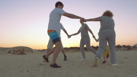 Round-Dance-on-the-Beach