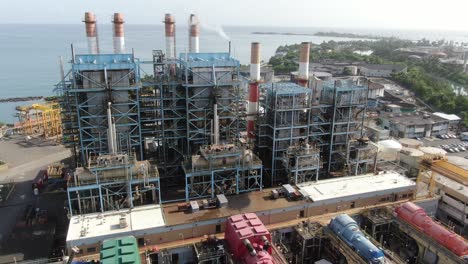 Aerial-shot-of-a-power-generation-plant