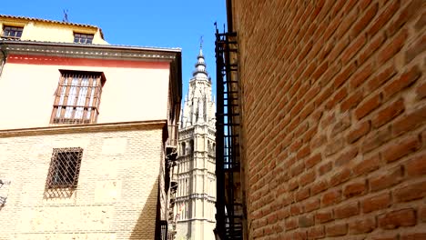 la catedral primada de santa maría de toledo, españa.