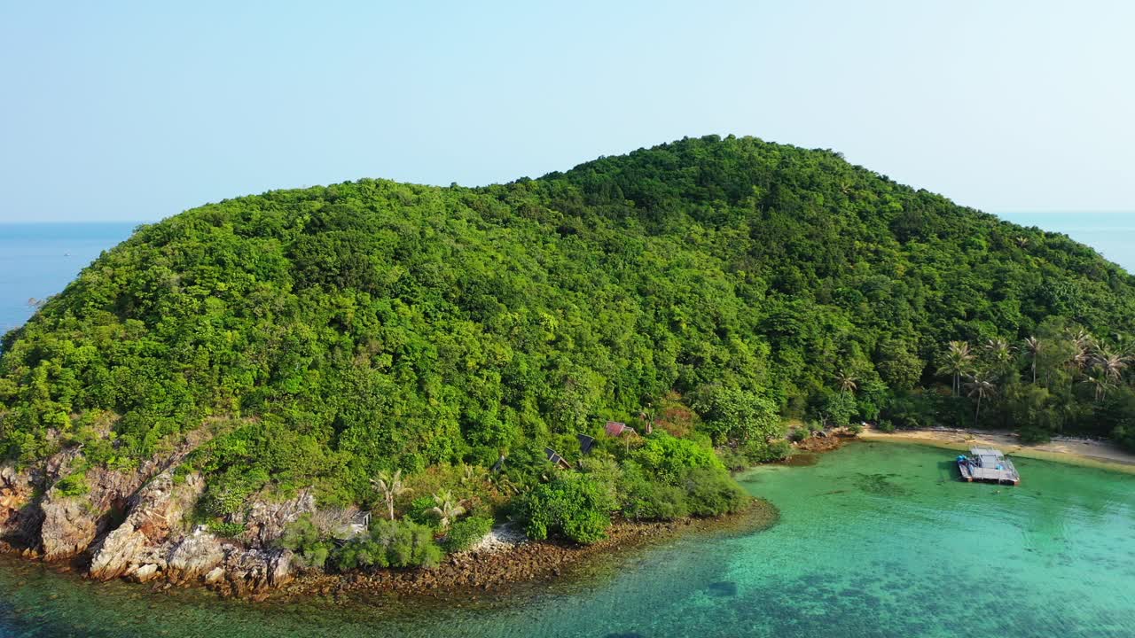 작은 코마 섬, 코팡안 태국