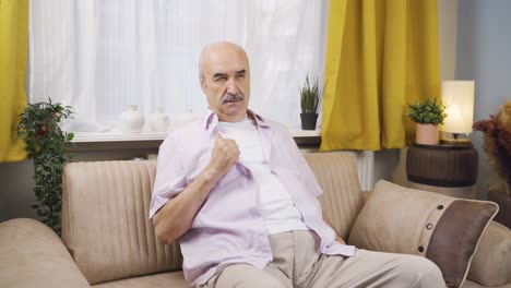 un viejo motivado por sí mismo.