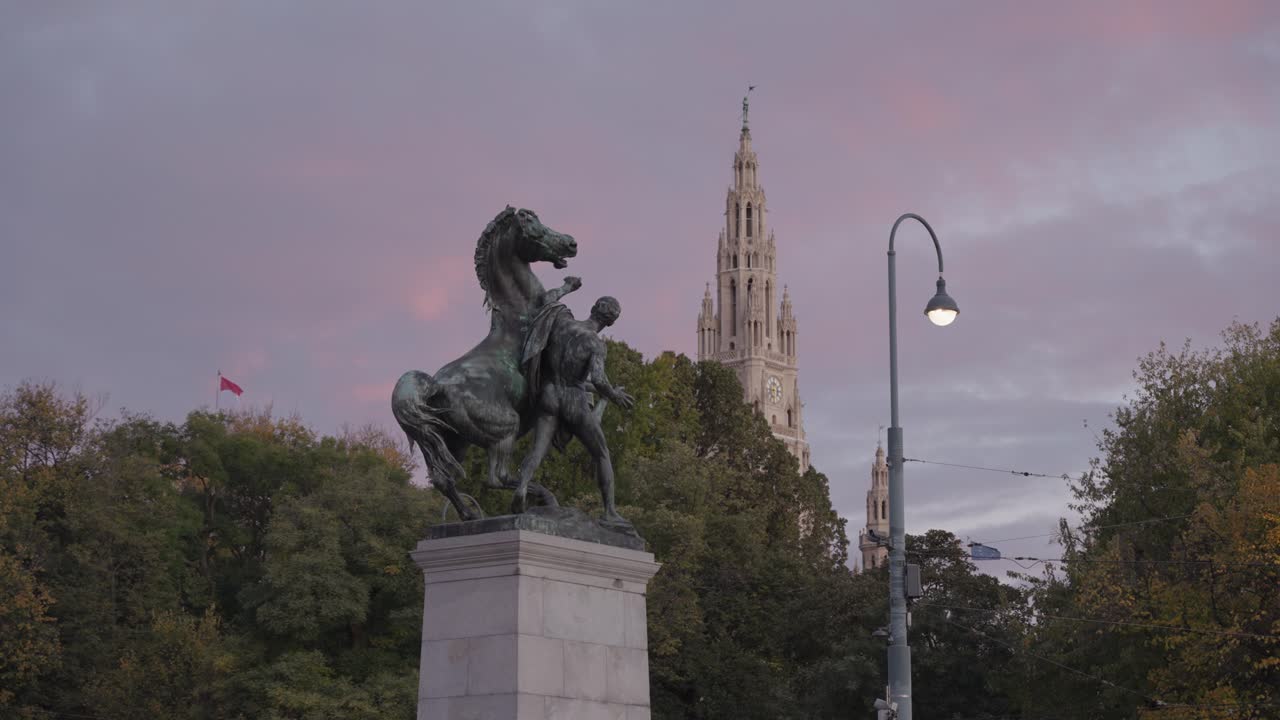 Statue in front of Vienna City Hall