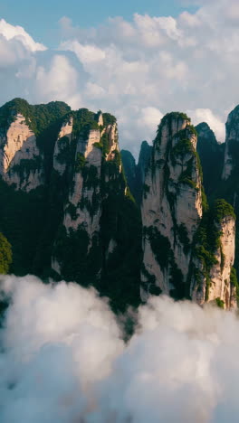 majestic mountains of zhangjiajie