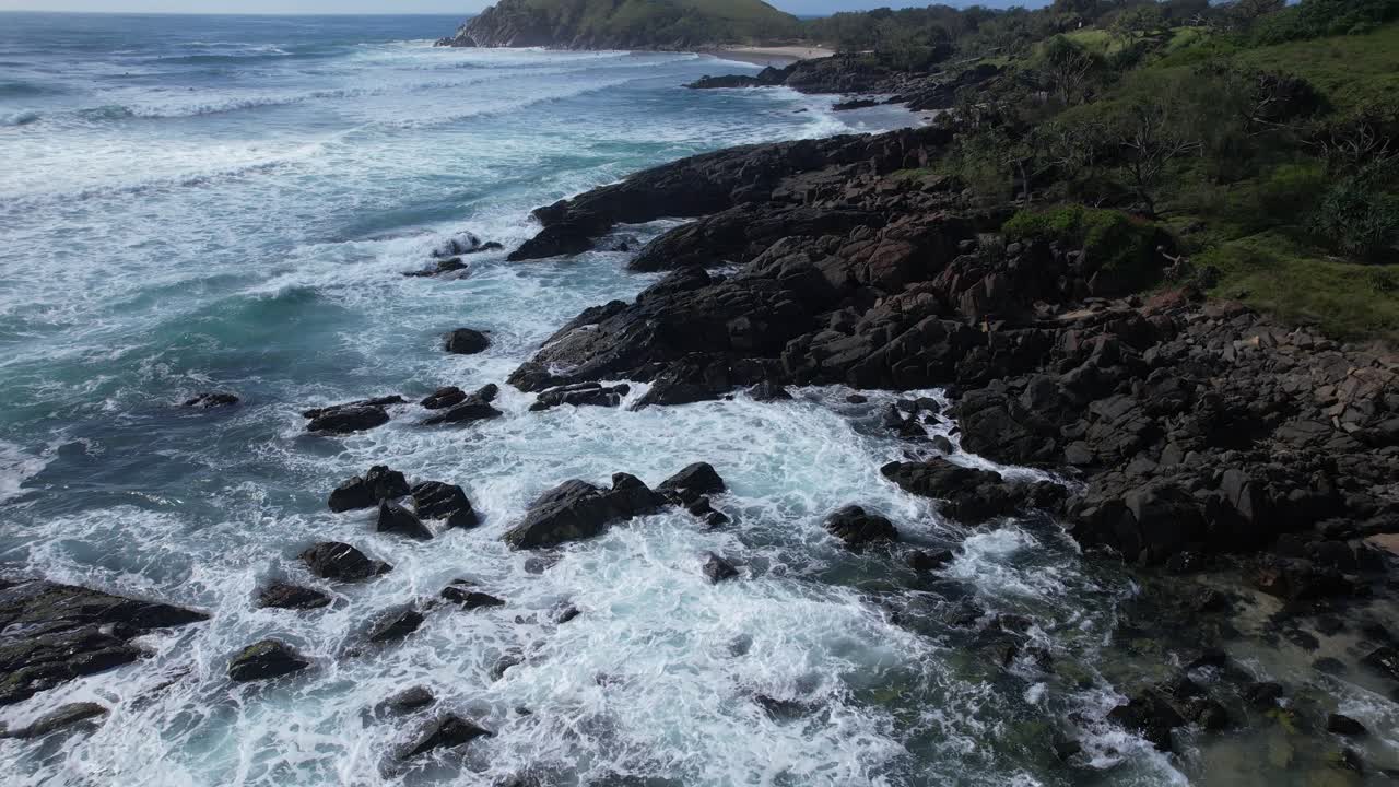 Ragged Coastline Of Norries Headland In Cabarita Beach, New South Wales, Australia