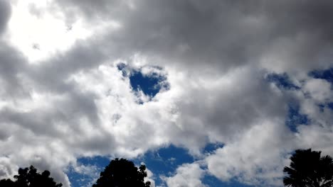 Lapso-De-Tiempo-De-Las-Nubes-Monzónicas,-Clima-Lluvioso-En-La-India,-Nubes-De-Lluvia,-Clima-Durante-El-Ciclón