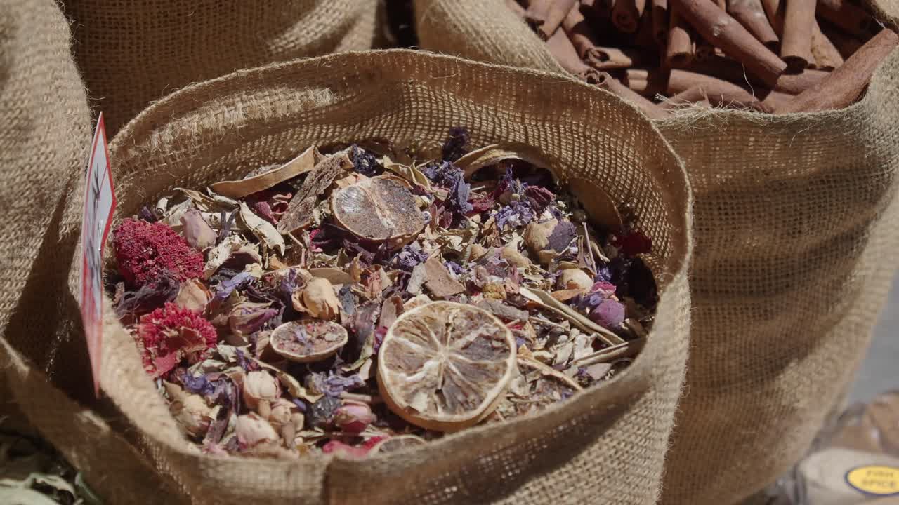 Loose Leaf Herbal Tea in Bags