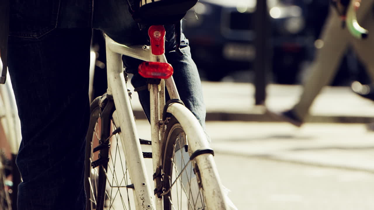 여행, 자전거 및 다리로 친환경적인 운송