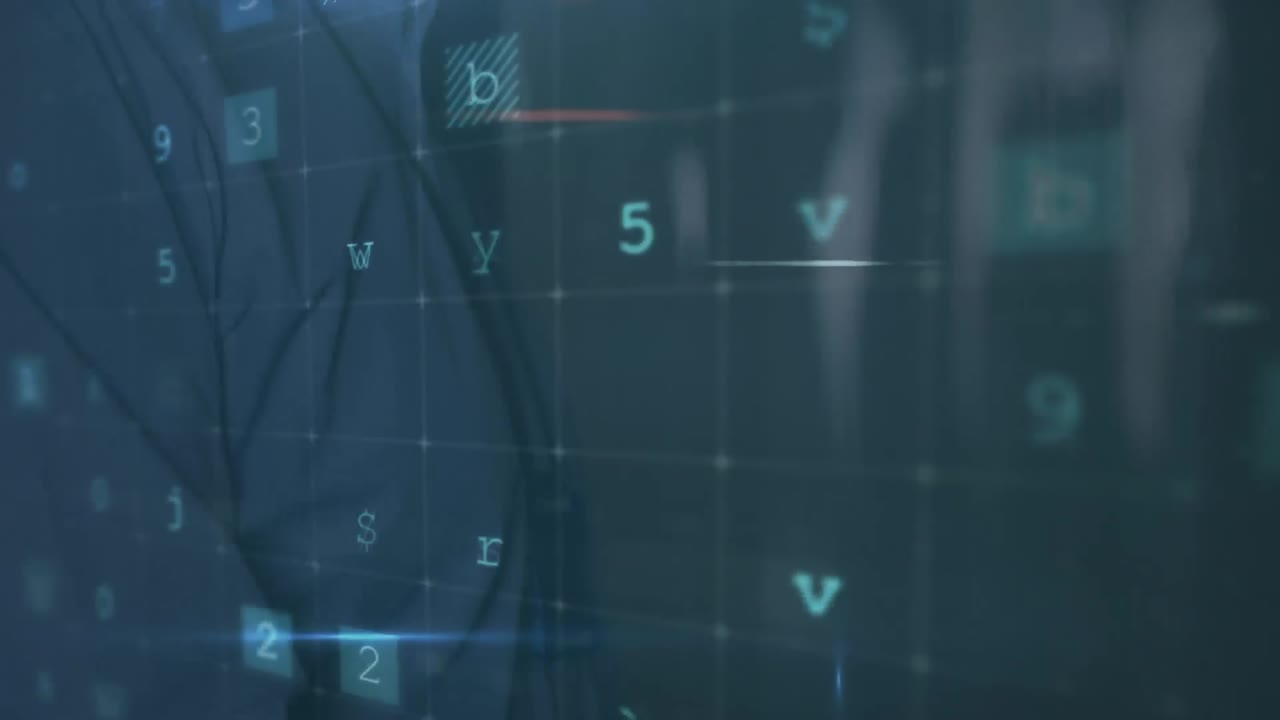 hombre trabajando en un servidor de computadora mientras los mensajes de advertencia aparecen en primer plano