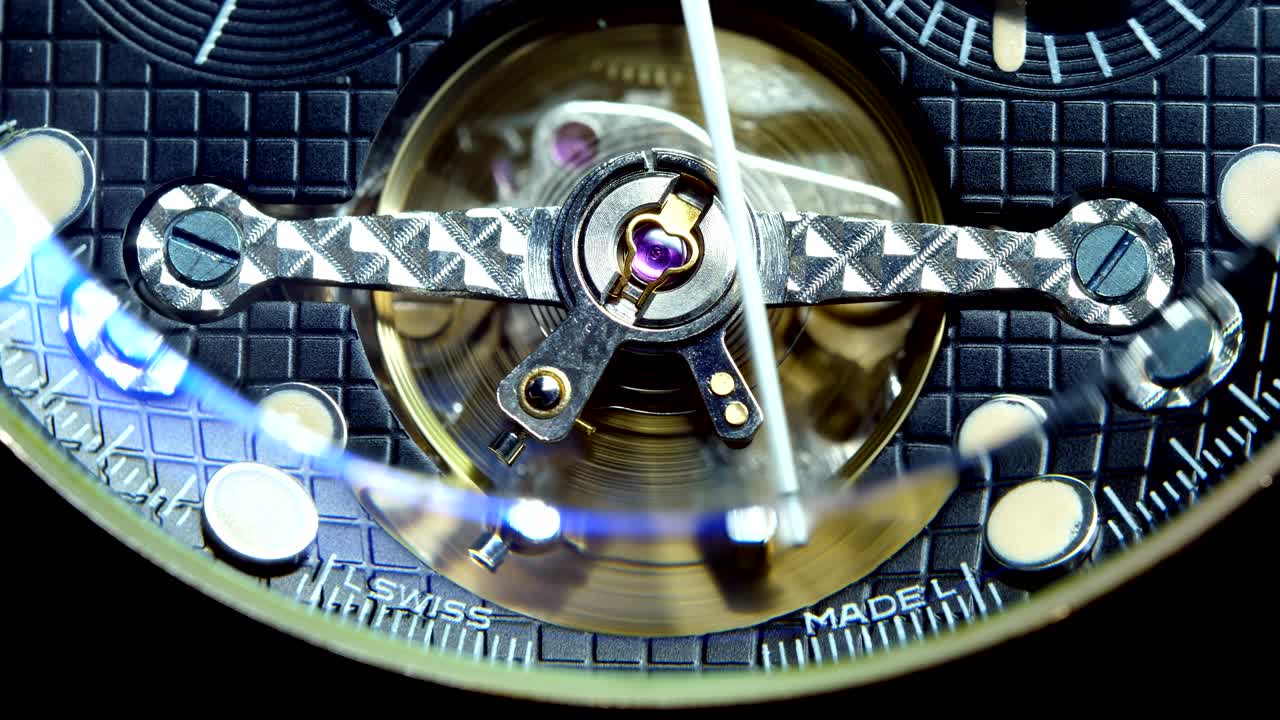 시계 매크로, 검은 바탕 투르빌론, 세컨드 손