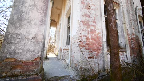 Neglected-large-Soviet-Union-Political-building,-Chernobyl,-Peeling-paint