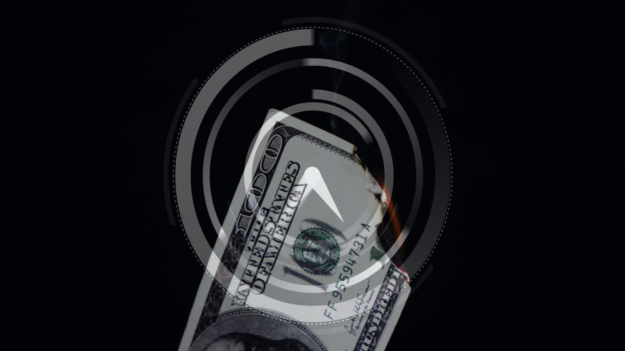 불타는 지폐 위의 시계 애니메이션