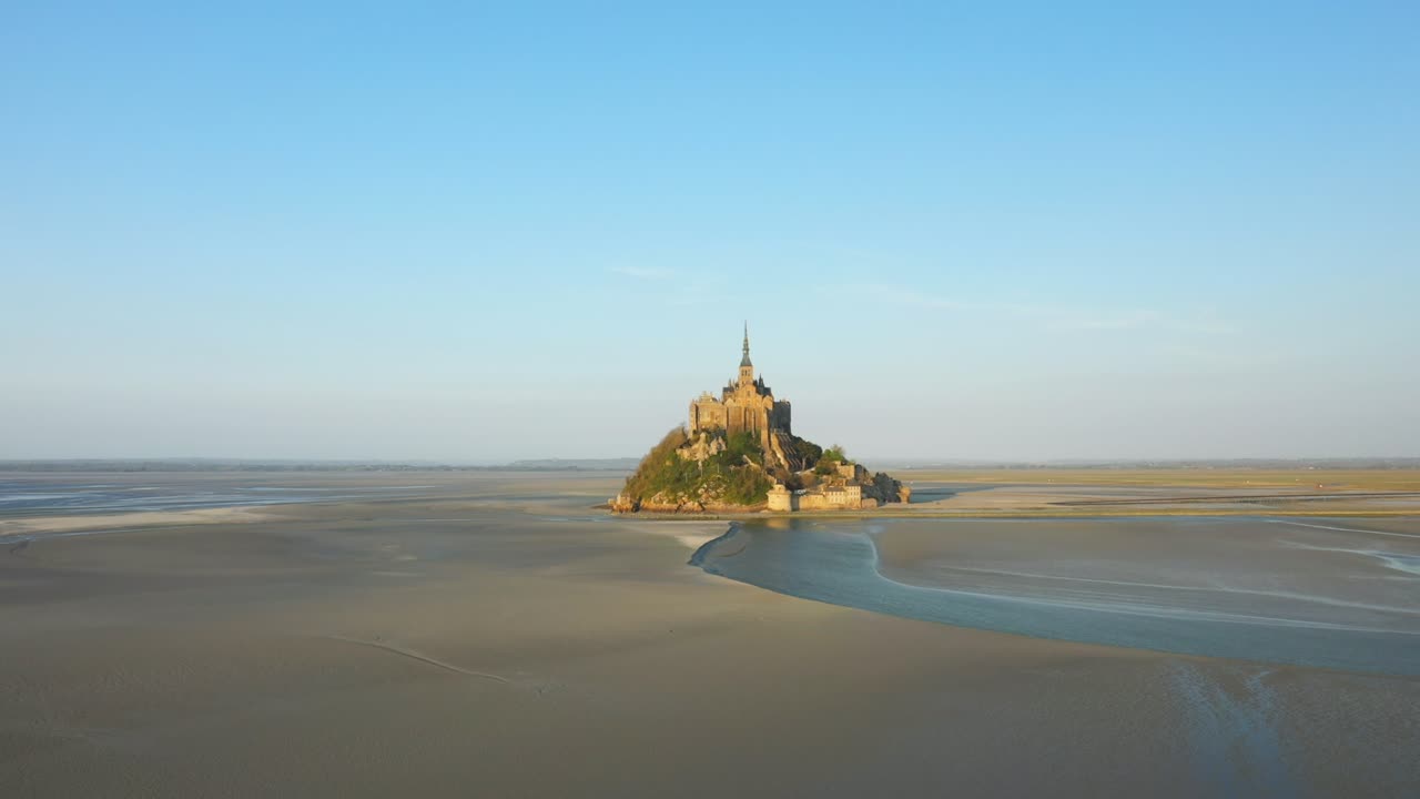 Mont Saint Michel facing the Manche in Europe, France, Normandy, Manche, in spring, on a sunny day.