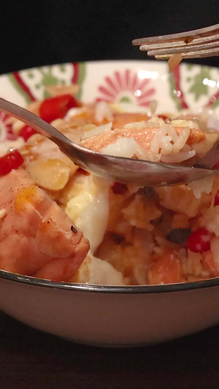 Delicious Salmon and Rice Bowl with Runny Egg Yolk