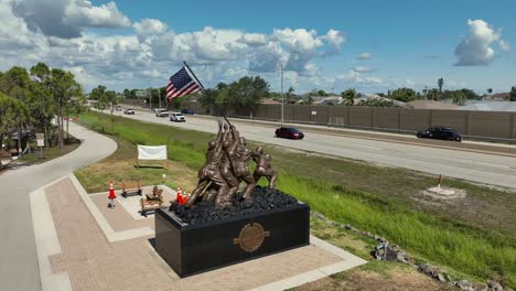 Montezuma-flag-raise-by-Marines-sculpture-near-Ft