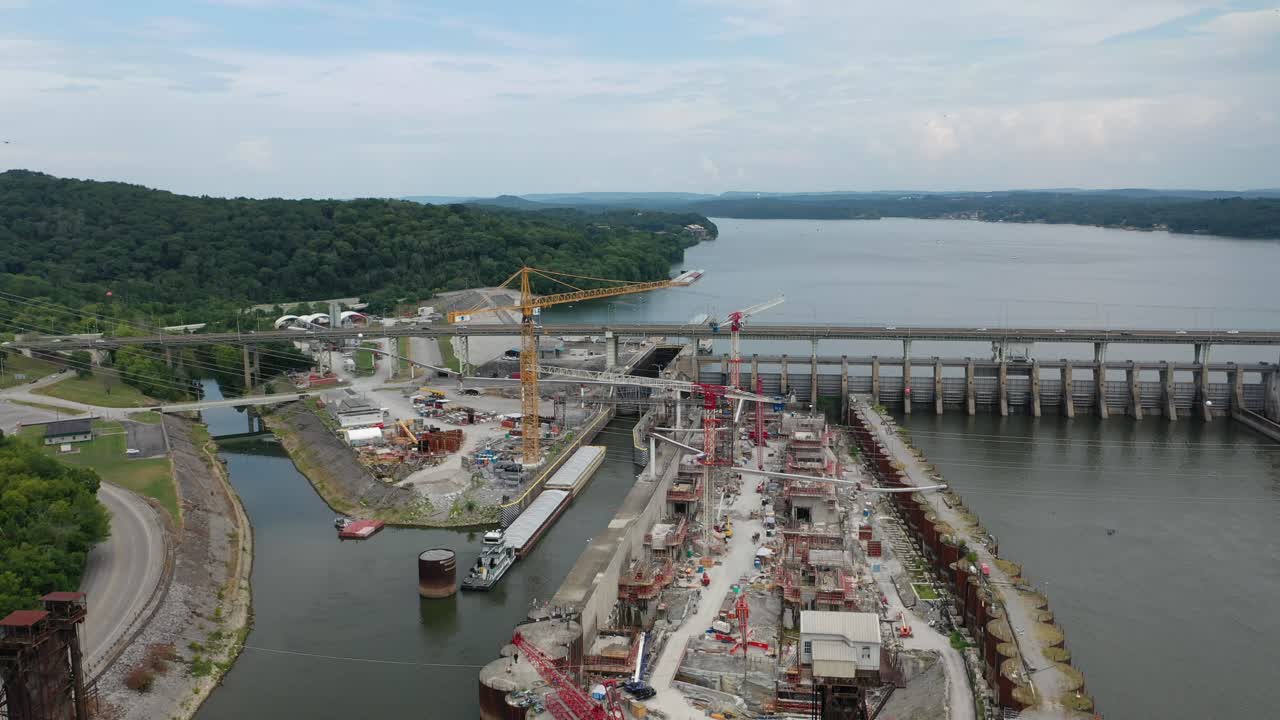 Stunning 4K drone footage of Chickamauga Dam, showcasing its structure, the Tennessee River, and scenic beauty. Perfect for infrastructure, travel, or history projects