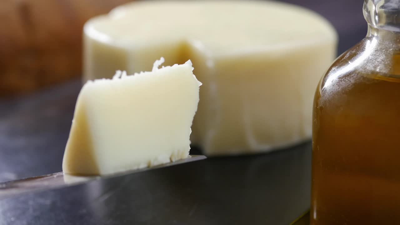 Queso con aceite de oliva