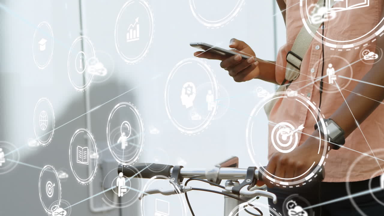 animación de iconos de medios sobre las manos utilizando el teléfono inteligente