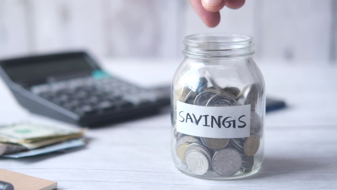 Saving Money in a Jar