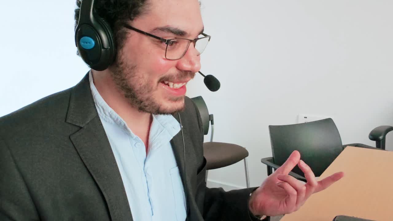 Il volto umano della connettività digitale