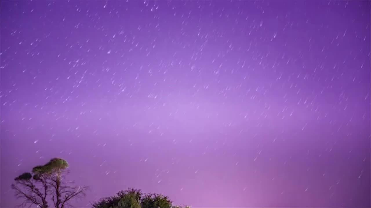 Day to night sunset timelapse with star trails and comets featuring a lone tree in Hunter valley, NSW, Australia