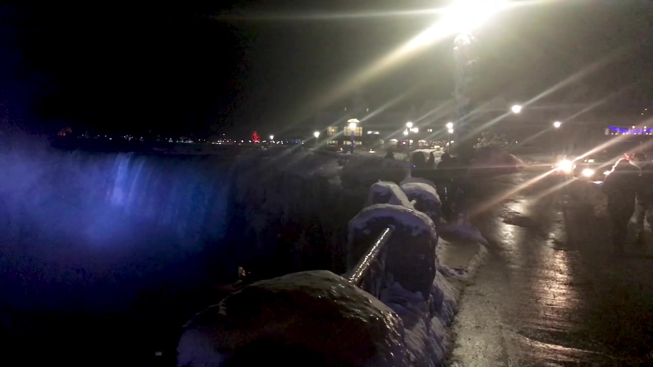 Cataratas Horseshoe de noche