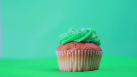 St.-Patricks-Day-Cupcake-Dreht-Sich-Im-Kreis