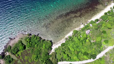 hermosa vista aérea del paisaje tropical en la isla filipina durante la pandemia de covid19