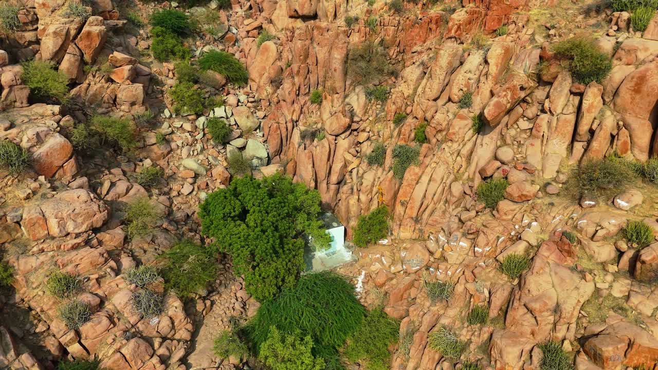 4K Drone Footage of Anchlasar Temple, Sindh’s Sacred Treasure at Nagarparkar