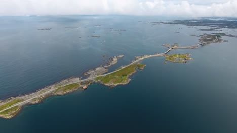 atlantic ocean road in norway