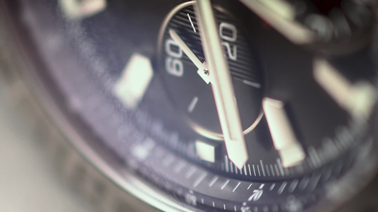 Closeup of 60 second timer 4K