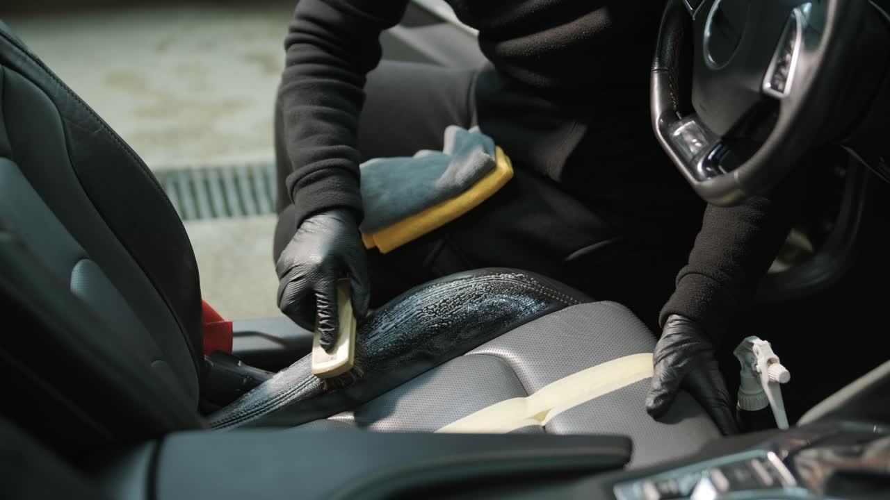 Professional Car Detailing – Washing, Ceramic Coating, and Interior Cleaning