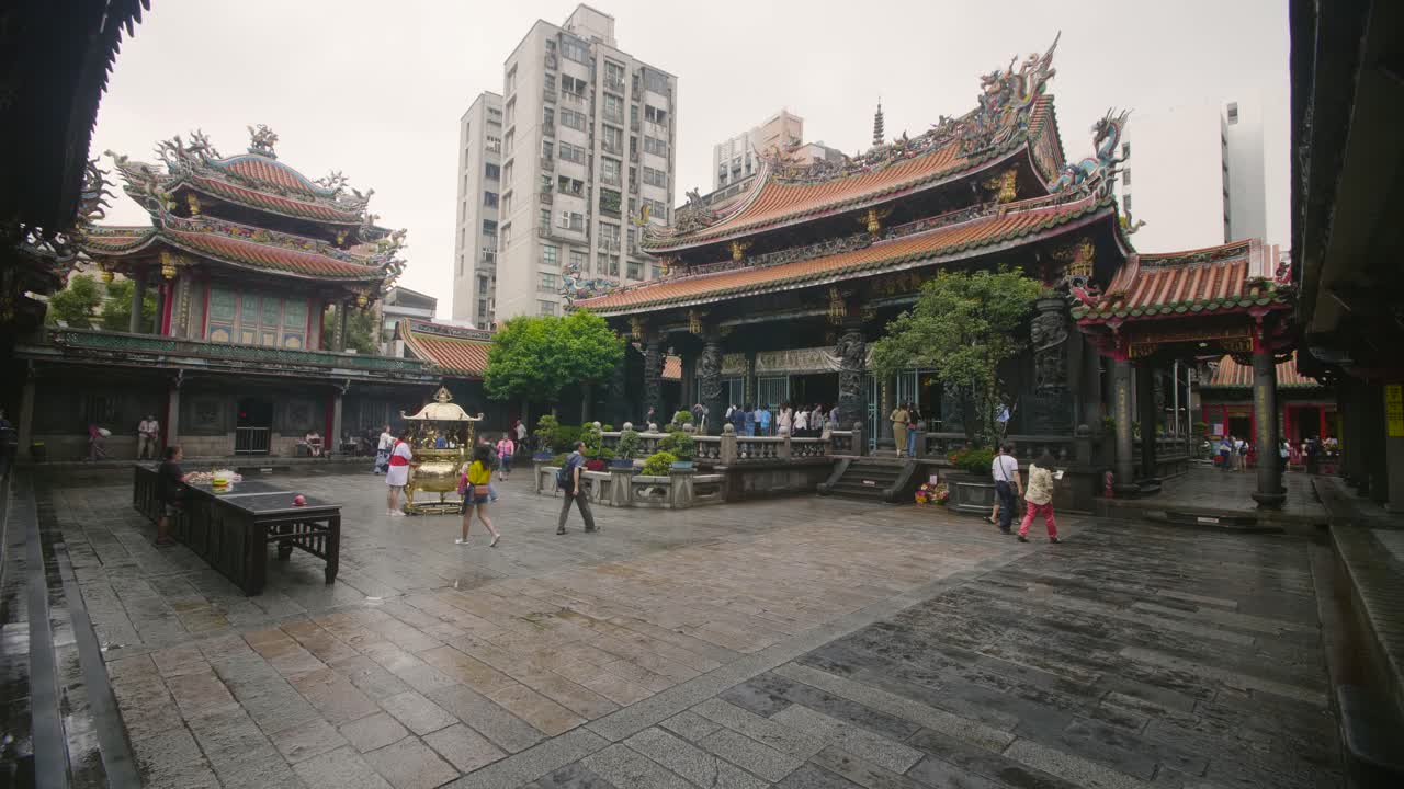 폐산사 안뜰 공개 타이베이 02