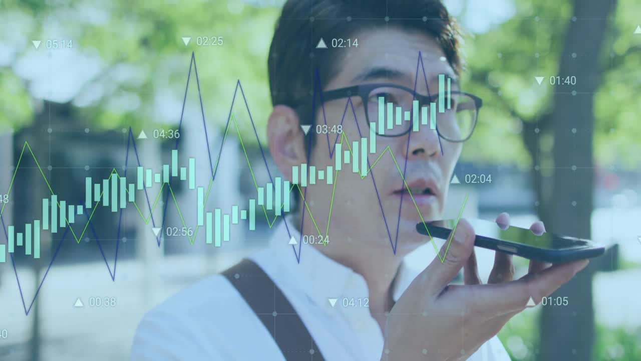 길거리에서 스마트폰으로 대화하는 아시아인의 클로즈업에 대한 데이터 처리 애니메이션