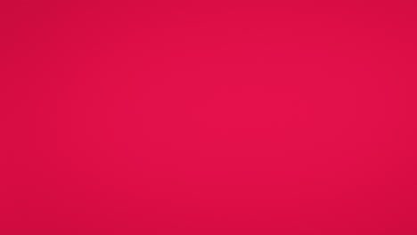 vuelo de manzana roja y rebanadas en fondo de fucsia