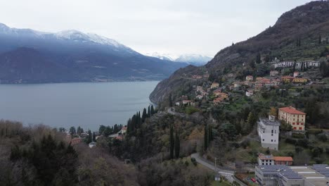 este es tal vez un día nublado feo, porque es gris, triste y nostálgico, pero cuenta muchas historias con agua, cielo y movimientos de drones