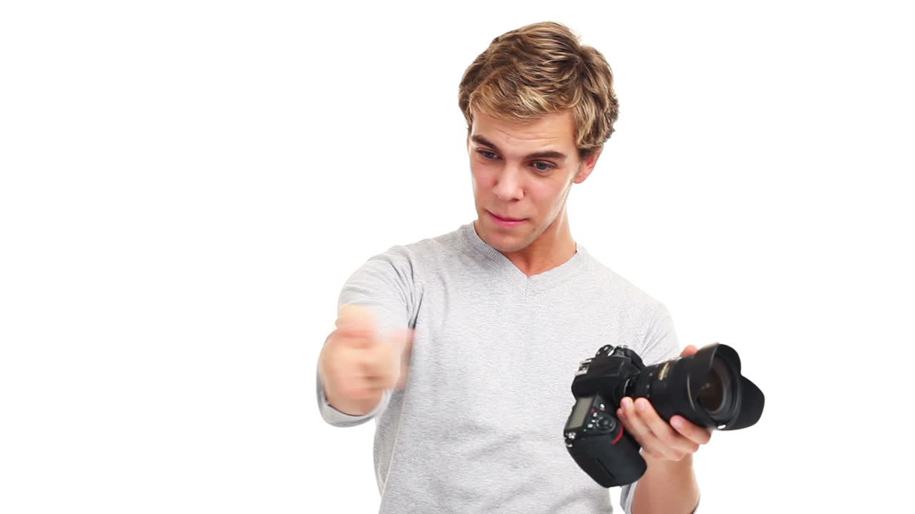 매력적인 사진작가 사진을 찍는 남자