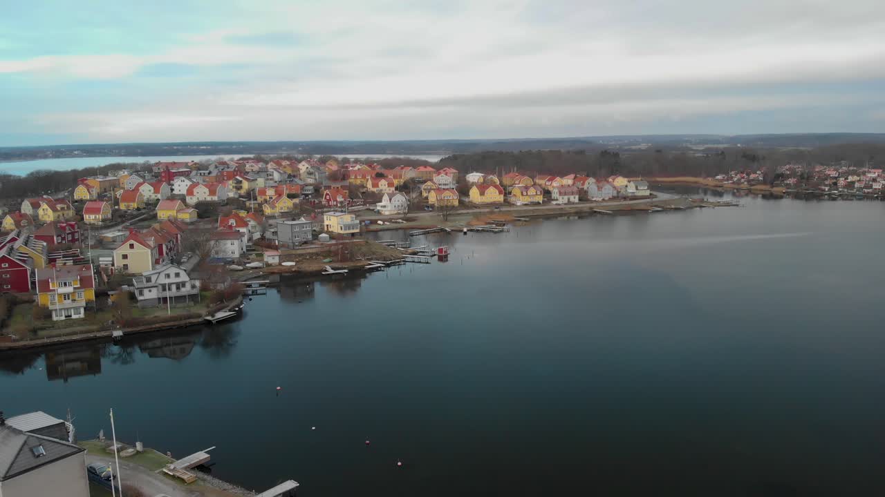 karlskrona, sweden-5의 스웨덴 낙원 섬 살토에 있는 그림 같은 집들의 조감도