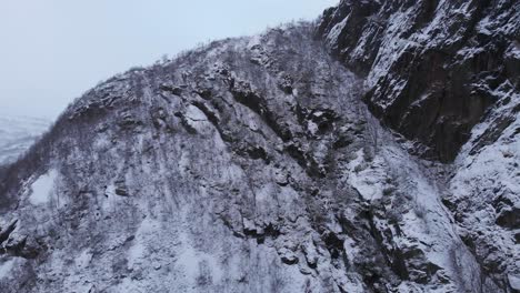 Stone-wall-and-rocky-slopes-in-the-Swedish-Scandes-Mountain-Range---Aerial-establishing-shot