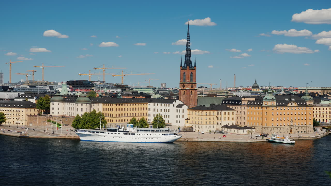 hermosa vista de la ciudad de estocolmo - la capital de suecia 4k video