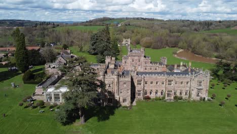 Castillo-De-Hampton-Court-En-Inglaterra