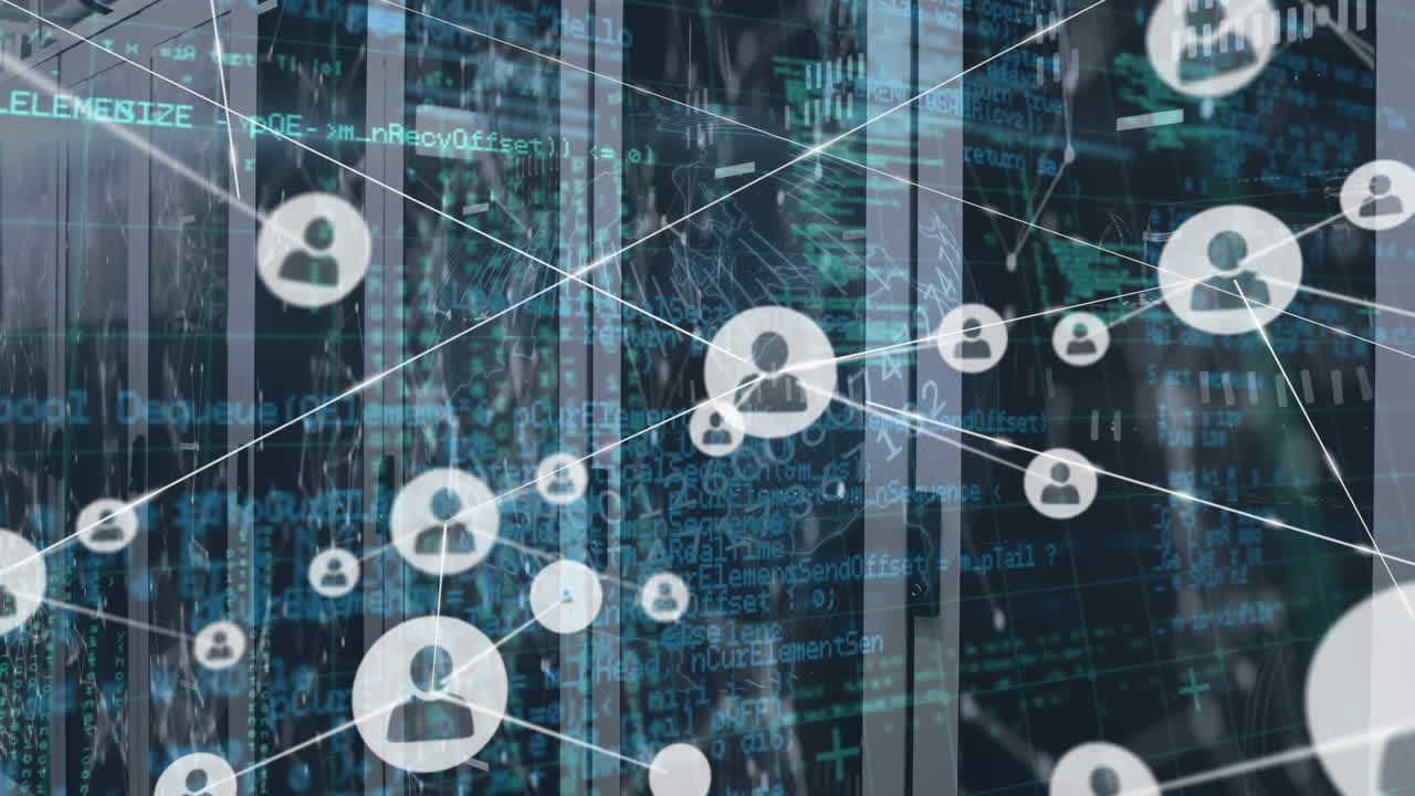 animación de la red de conexiones con iconos sobre la sala de servidores y el procesamiento de datos