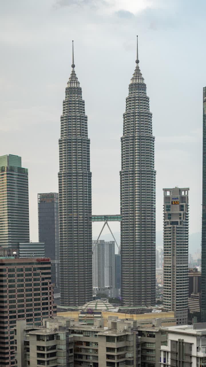 Torres Gemelas Petronas en Kuala Lumpur: Vistas diurnas y al atardecer