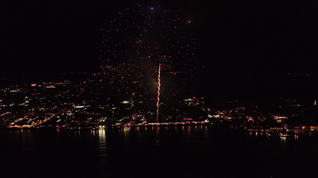 el espectáculo de fuegos artificiales del 4 de julio en lahaina, maui