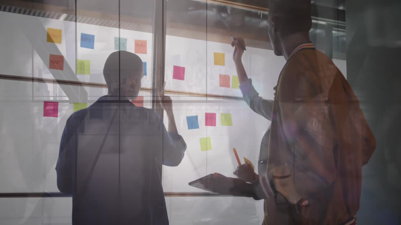 animación de diversas personas de negocios en la oficina sobre las personas que caminan y el paisaje urbano