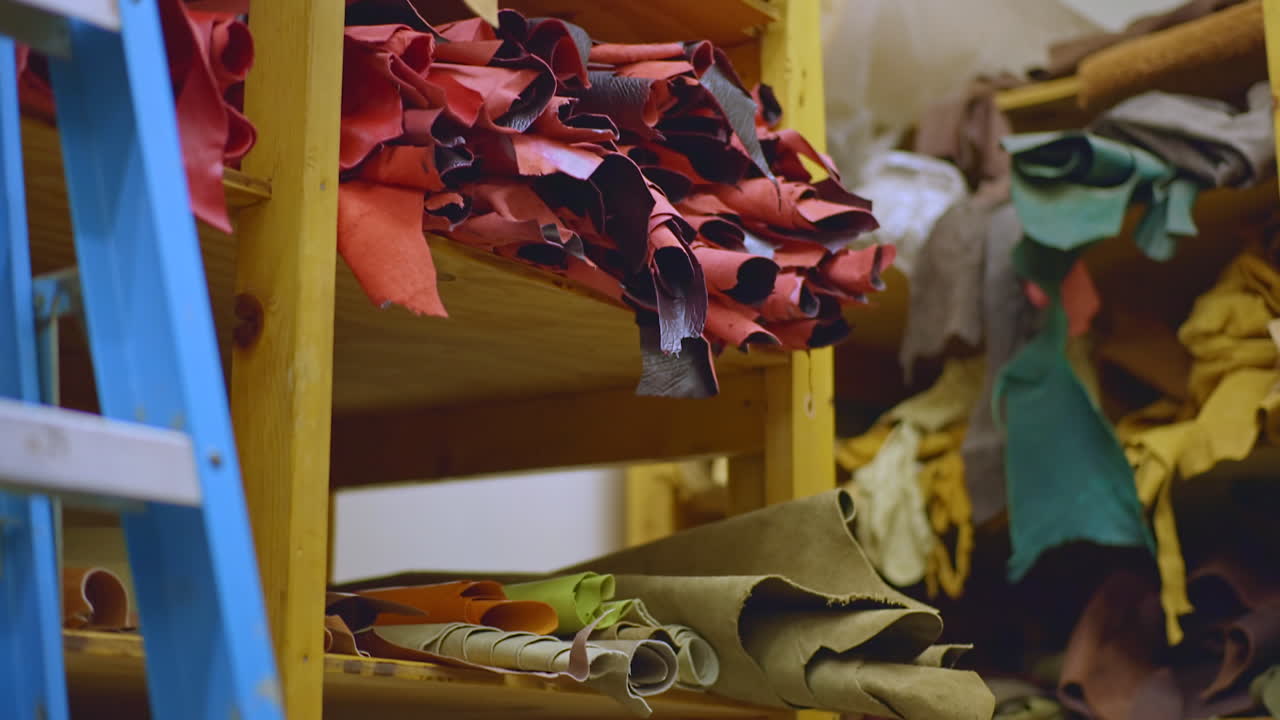 от кожи к жизни: внимательный взгляд на латиноамериканских и техасских ремесленников ботинок