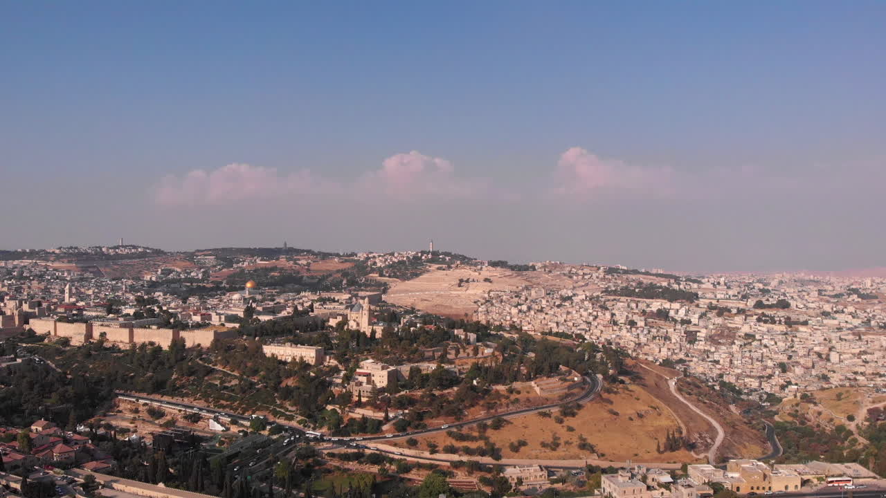 Vista aerea delle antiche mura della città di Gerusalemme