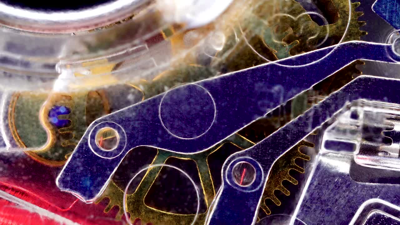 매크로 에서 투명한 시계에 달리는 엔진